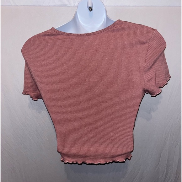 crop top - Picture 2 of 2